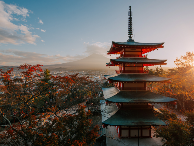Plan Your Japan Trip Using Social Media