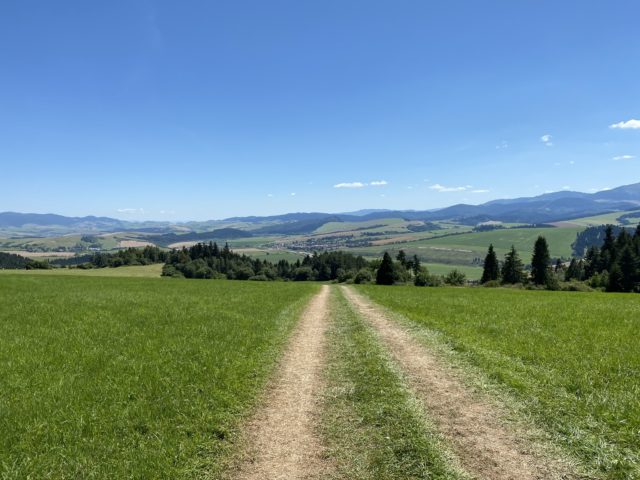 Hiking to Marmon from Chmeľnica