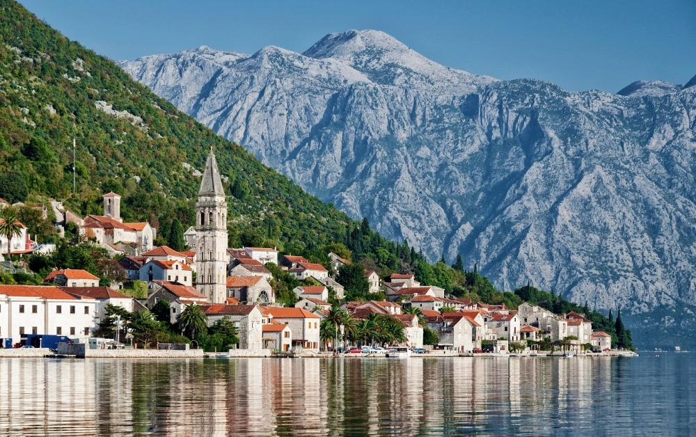 Perast Travel Guide: What to Know and See