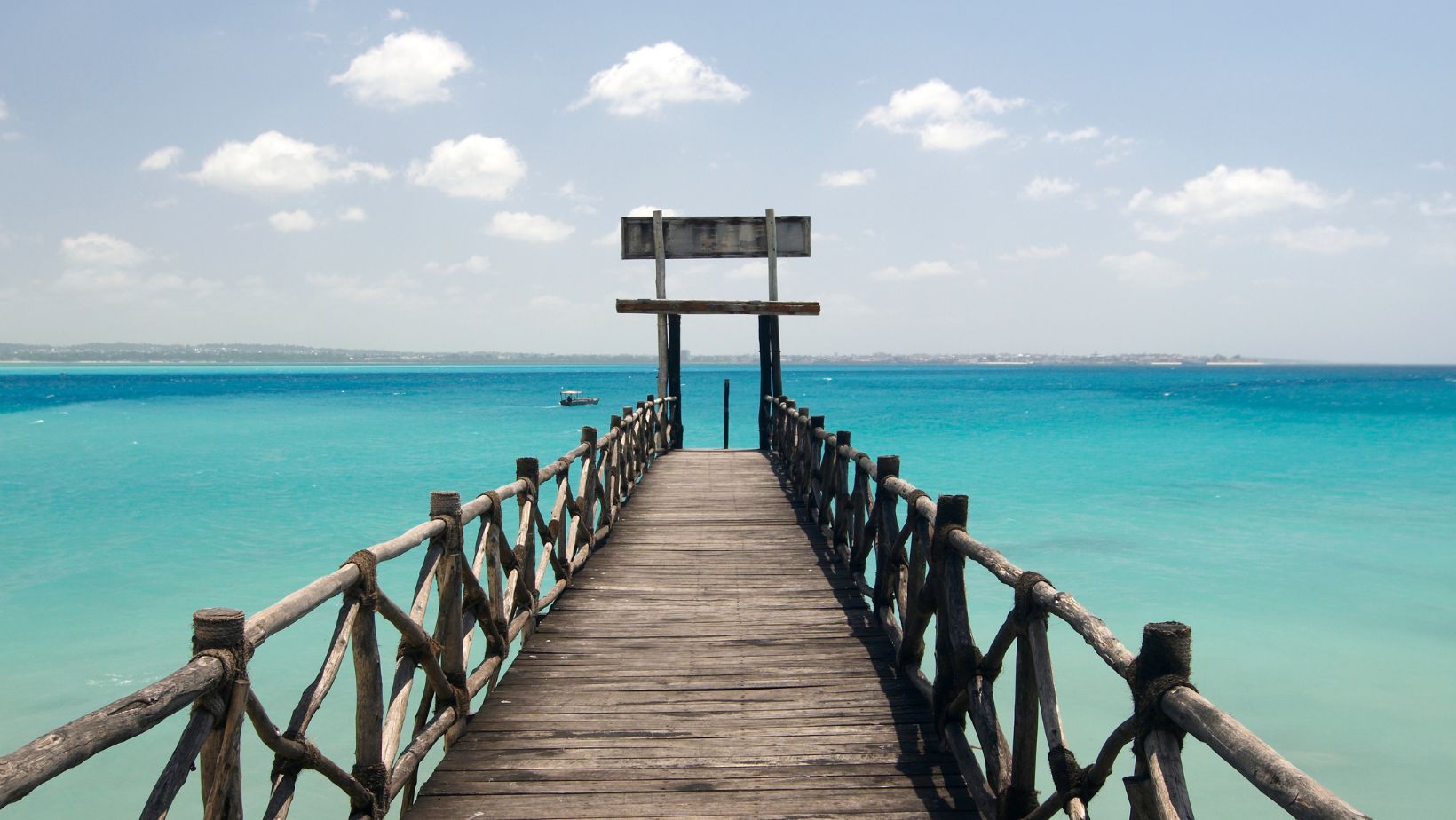 #14 - Changuu Island, Zanzibar, Tanzania ⋆ Lifeguin