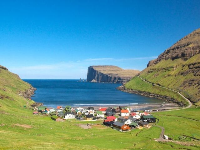 Exploring Tjørnuvík in Faroe Islands Travel Guide